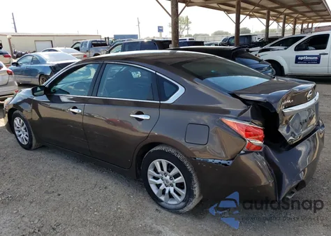 2015 Nissan Altima 2.5 из США, поврежденный, VIN 1N4AL3APXFN404854